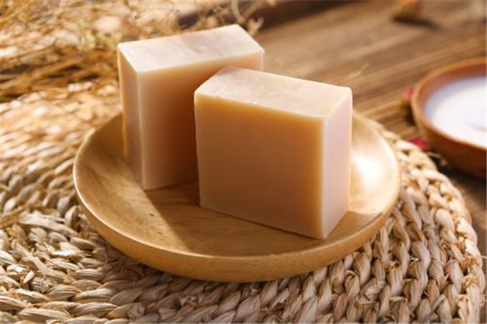 1573436556600555.jpg 進口日用品清關(guān)