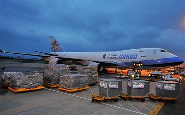 請問報關(guān)公司收費(fèi)標(biāo)準(zhǔn)是怎樣的? 報關(guān)公司收費(fèi)標(biāo)準(zhǔn)