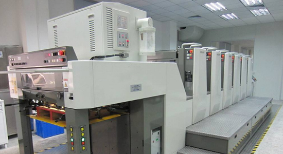 1605683718699937.jpg 進(jìn)口膠印機(jī)報(bào)關(guān)