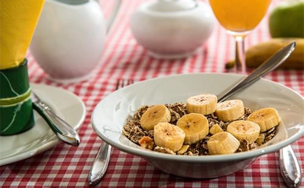 1608711174343194.jpg 特殊膳食食品進口報關(guān)注意事項