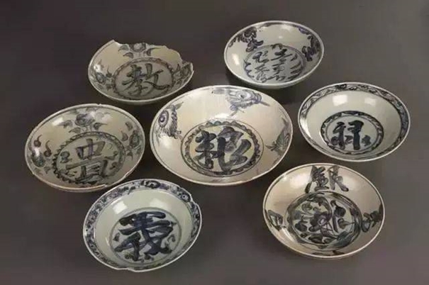瓷器進(jìn)口清關(guān) 瓷器進(jìn)口清關(guān)_副本.jpg