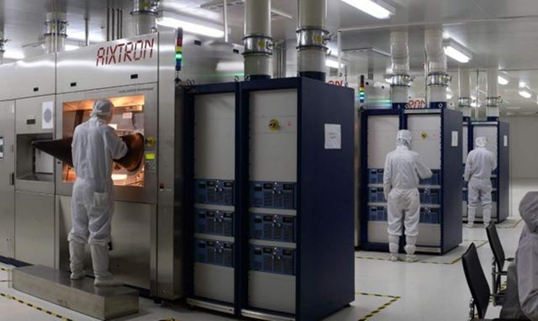 1628161553566708.jpg 上海進口二手光刻機清關(guān)