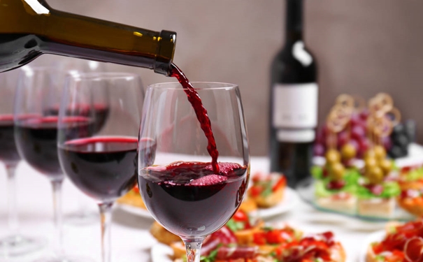 1628675161800981.jpg 上海紅酒進(jìn)口報關(guān)公司_副本.jpg