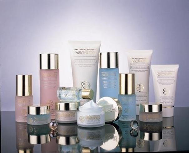 1634813077236565.jpg 進(jìn)口化妝品清關(guān)代理