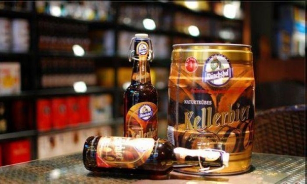 1635243618910343.jpg 進口啤酒清關(guān)代理_副本.jpg