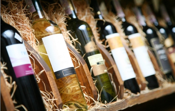 1637315419271006.jpg 進口酒報關(guān)公司_副本.jpg