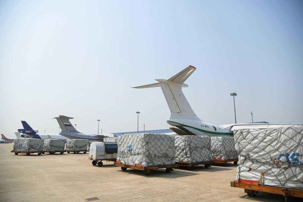 1639982228464881.jpg 上海浦東機(jī)場清關(guān)公司告訴你空運(yùn)清關(guān)流程_副本.jpg