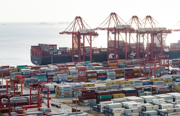 1645525560815617.jpg 代理清關公司收費標準_副本.jpg