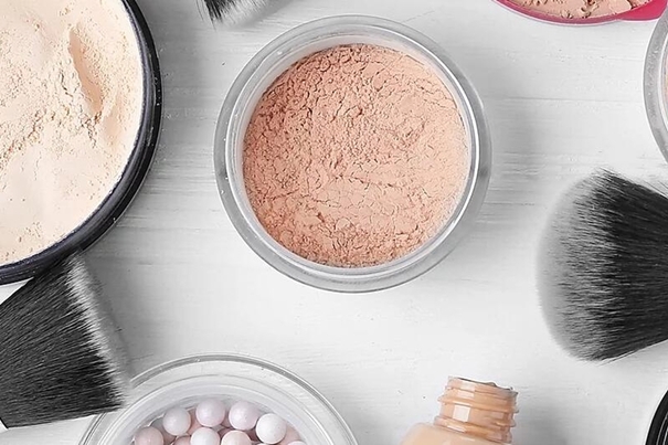 1646989983956786.jpg 化妝品原料進(jìn)口上海報(bào)關(guān)_副本.jpg